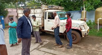 আটক’ পিকআপ ভ্যান বিনা খরচে বিচারক তুলে দিলেন গাড়ির আসল মালিকের হাতে! ৪ বছর পর আদালত চত্বরে দাঁড়িয়ে গাড়ি পেয়ে চোখে আনন্দাশ্রু ঝাড়গ্রামের আদিবাসী বৃদ্ধের