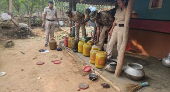 ৭৬লিটার তাজা চোলাই মদ বাজেয়াপ্ত করল আবগারি দফতর